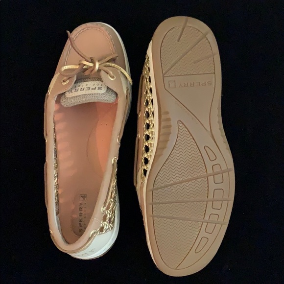 Shoes - Picture 3 of 3